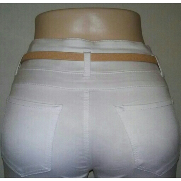 Tan Leaf Pattern Belt - Picture 2 of 3